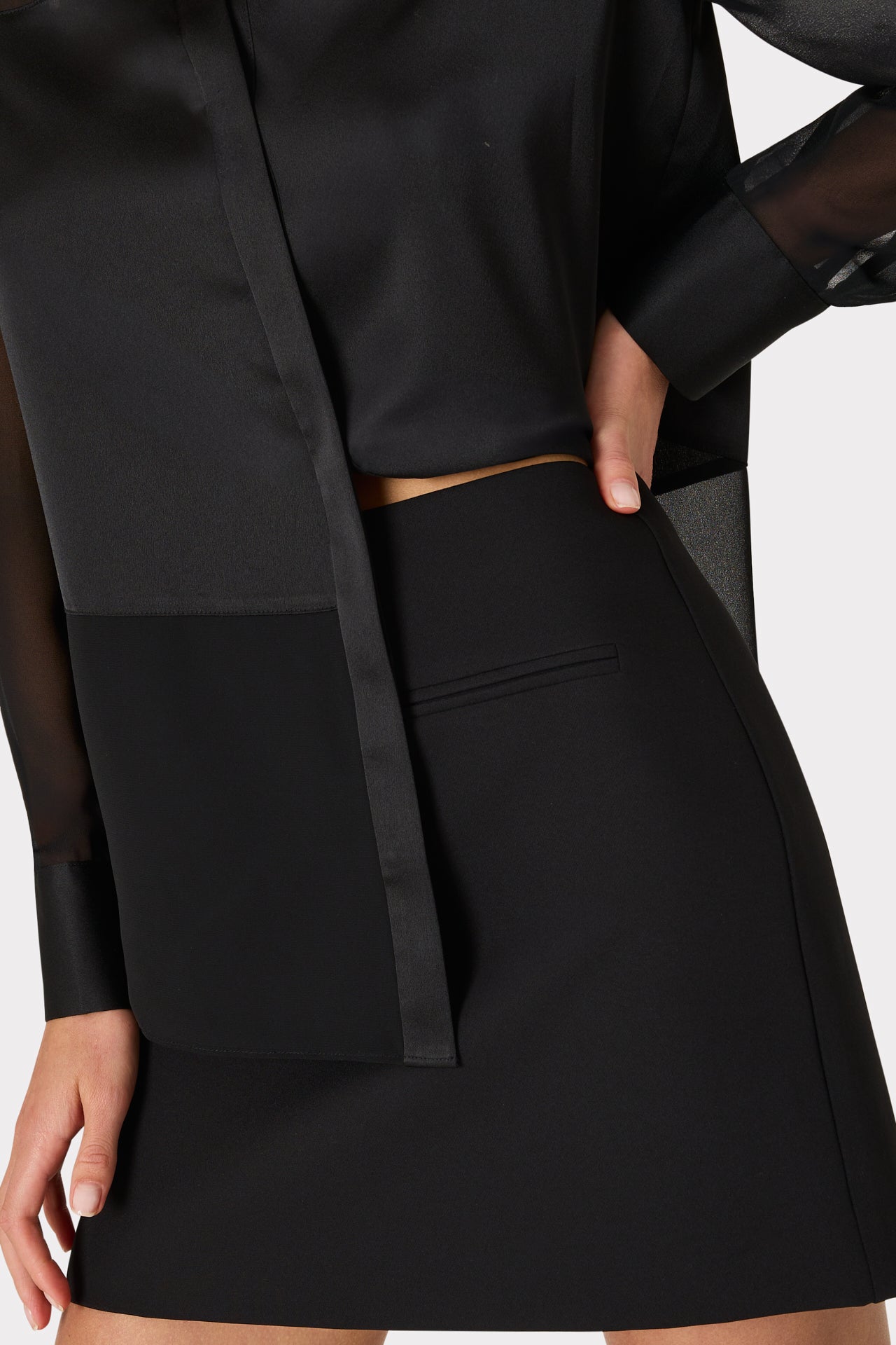 Lizzy Cady Mini Skirt - Black